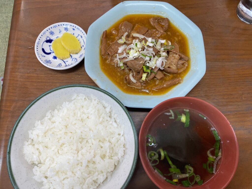 ホルモン定食